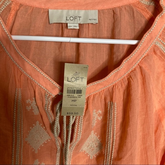 NWT Ann Taylor LOFT Embroidered Blouse - Picture 2 of 3